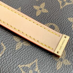 Louis Vuitton Mezzo M47134 Brown